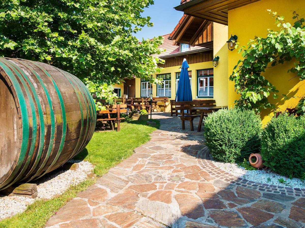 Hotel Landhof Steinbaeck Sankt Stefan ob Stainz Exterior foto